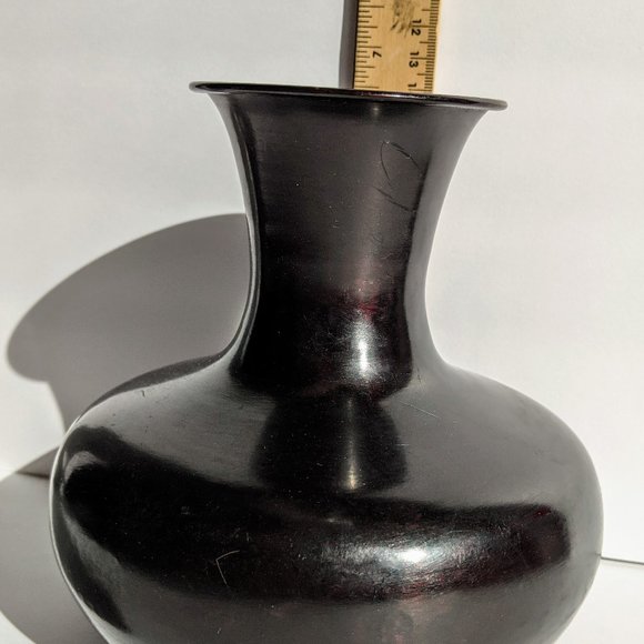Small Black Metal Vase - Picture 1 of 2
